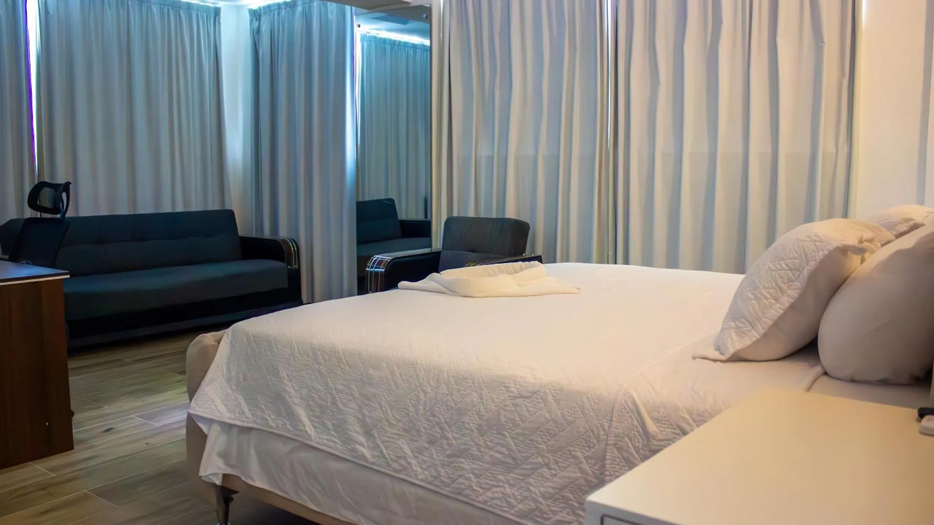 Hotel Gran Real 蓬塔卡纳